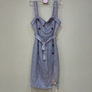 NWOT FASHION NOVA Dress 🤍